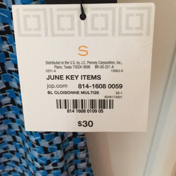 Liz Claiborne sleeveless top with draped neckline - Picture 4 of 5